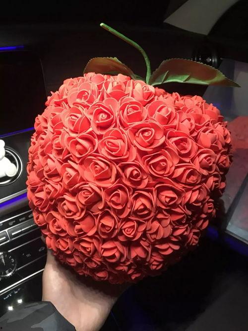 520玫瑰最新爆料,幕后故事与情感真相大曝光 第2张 520玫瑰最新爆料,幕后故事与情感真相大曝光 第2张